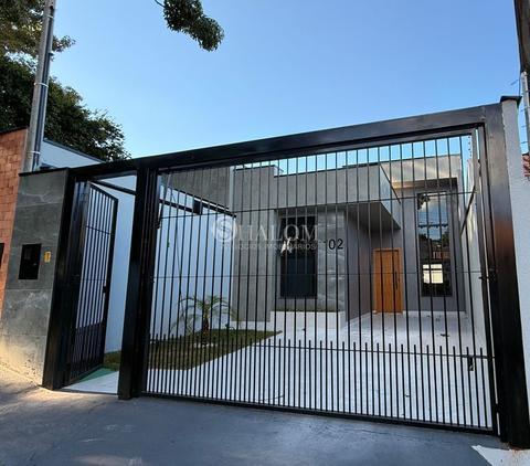 Casa à venda em Maringá, Jardim Paris, com 3 quartos, com 71.5 m²
