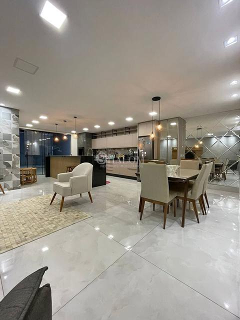 Casa à venda em Maringá, Vila Morangueira, com 3 quartos, com 156 m²