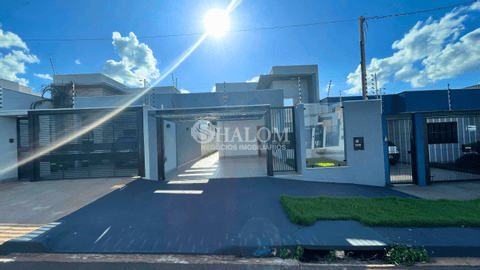 Casa à venda em Maringá, Parque das Grevíleas, com 3 quartos, com 125 m²